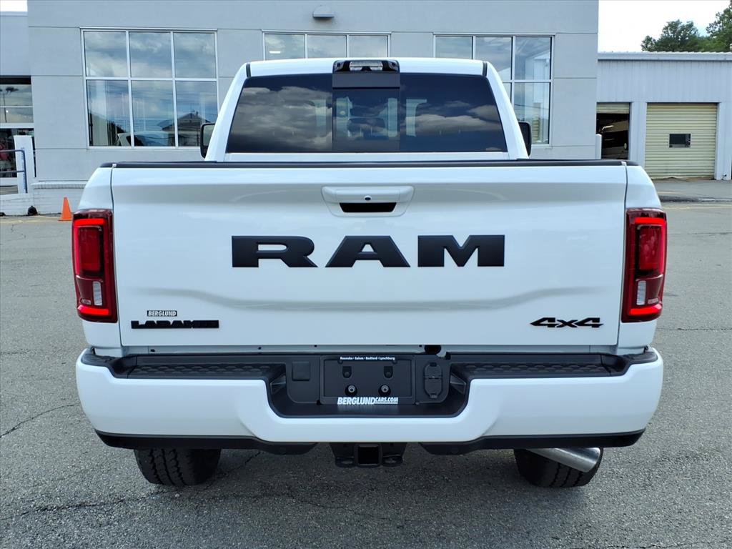 New 2026 RAM 2500 Laramie AWD/4WD image 5