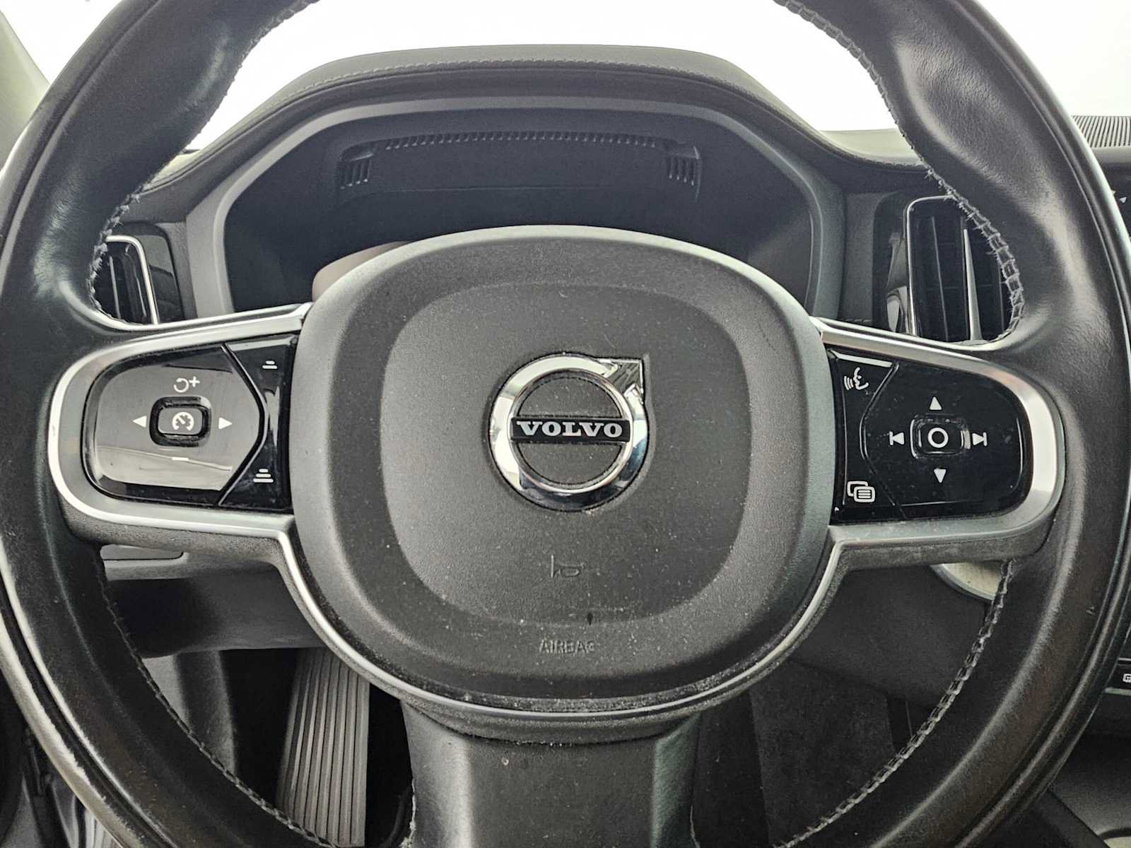 Used 2020 Volvo XC60 T5 Inscription FWD image 22