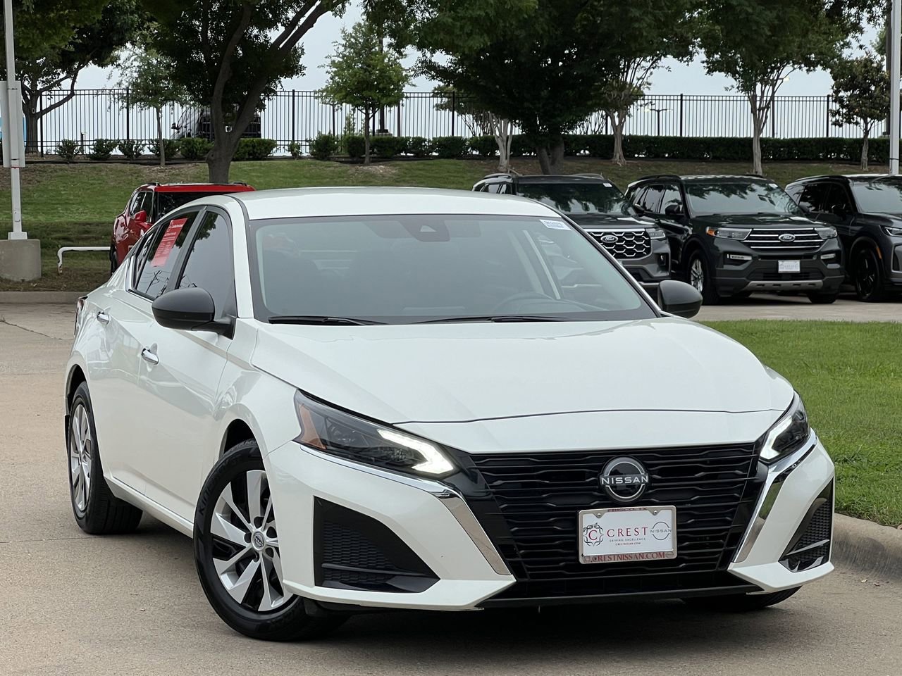 Certified 2025 Nissan Altima 2.5 S FWD image 2