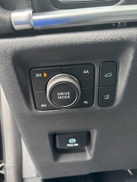 New 2025 Ford Expedition Platinum w/ Stealth Performance Package image 17