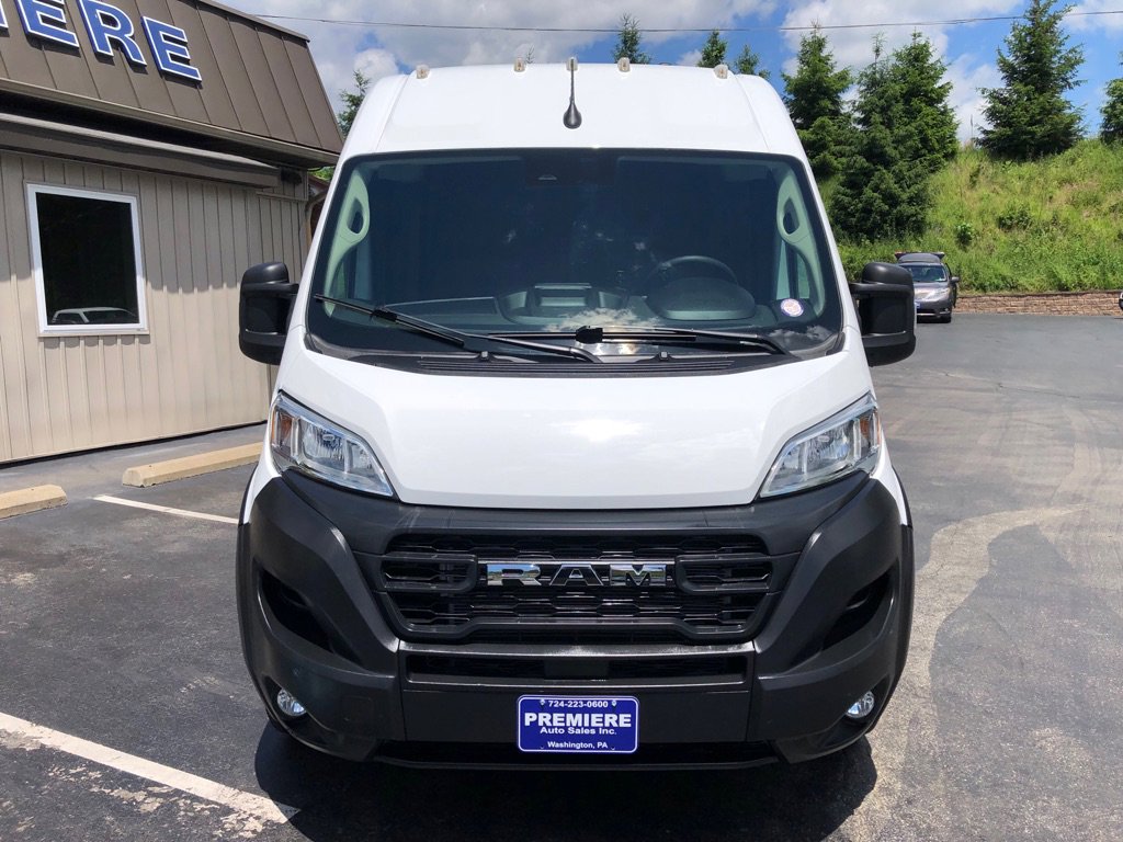 Used 2025 RAM ProMaster 2500 w/ Convenience Group FWD image 9