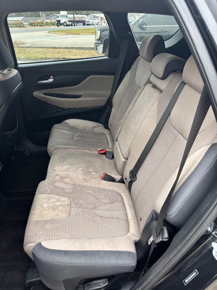 Used 2019 Hyundai Santa Fe SEL image 10