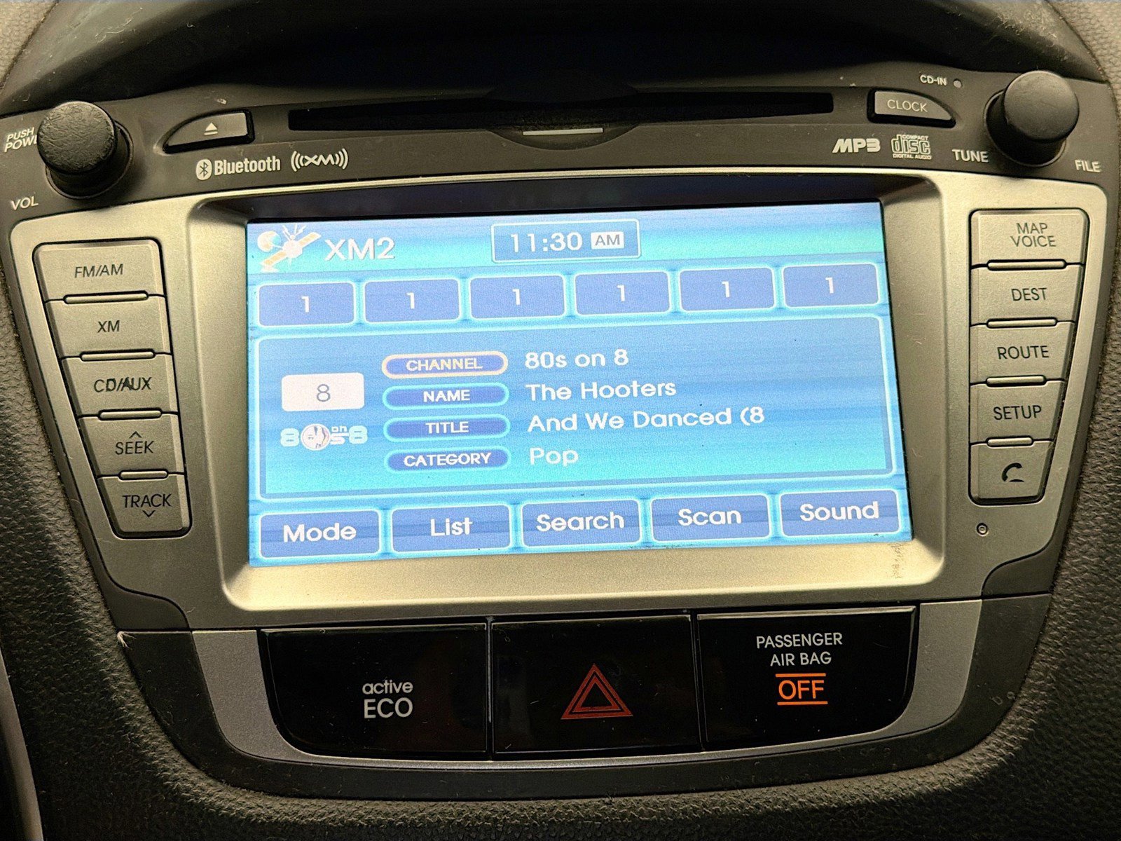 Used 2012 Hyundai Tucson Limited w/ Premium Pkg FWD image 9