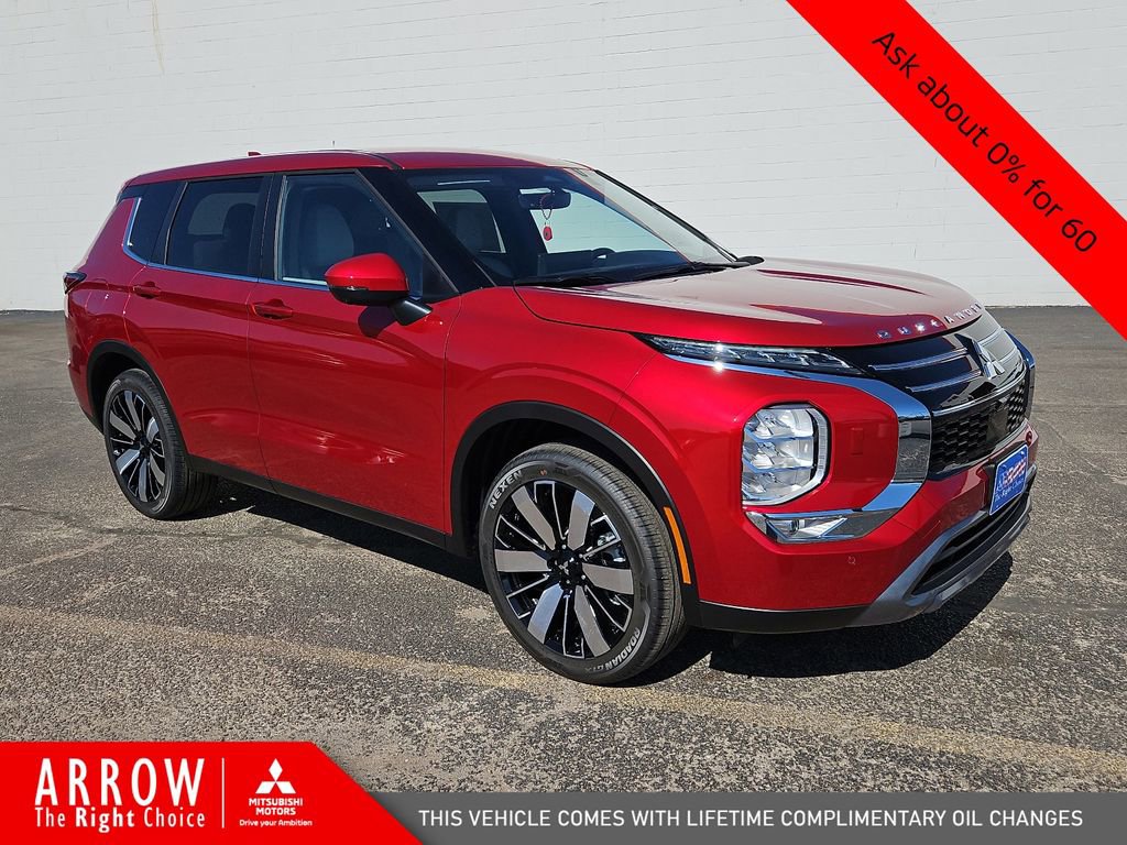 New 2025 Mitsubishi Outlander SE image 1