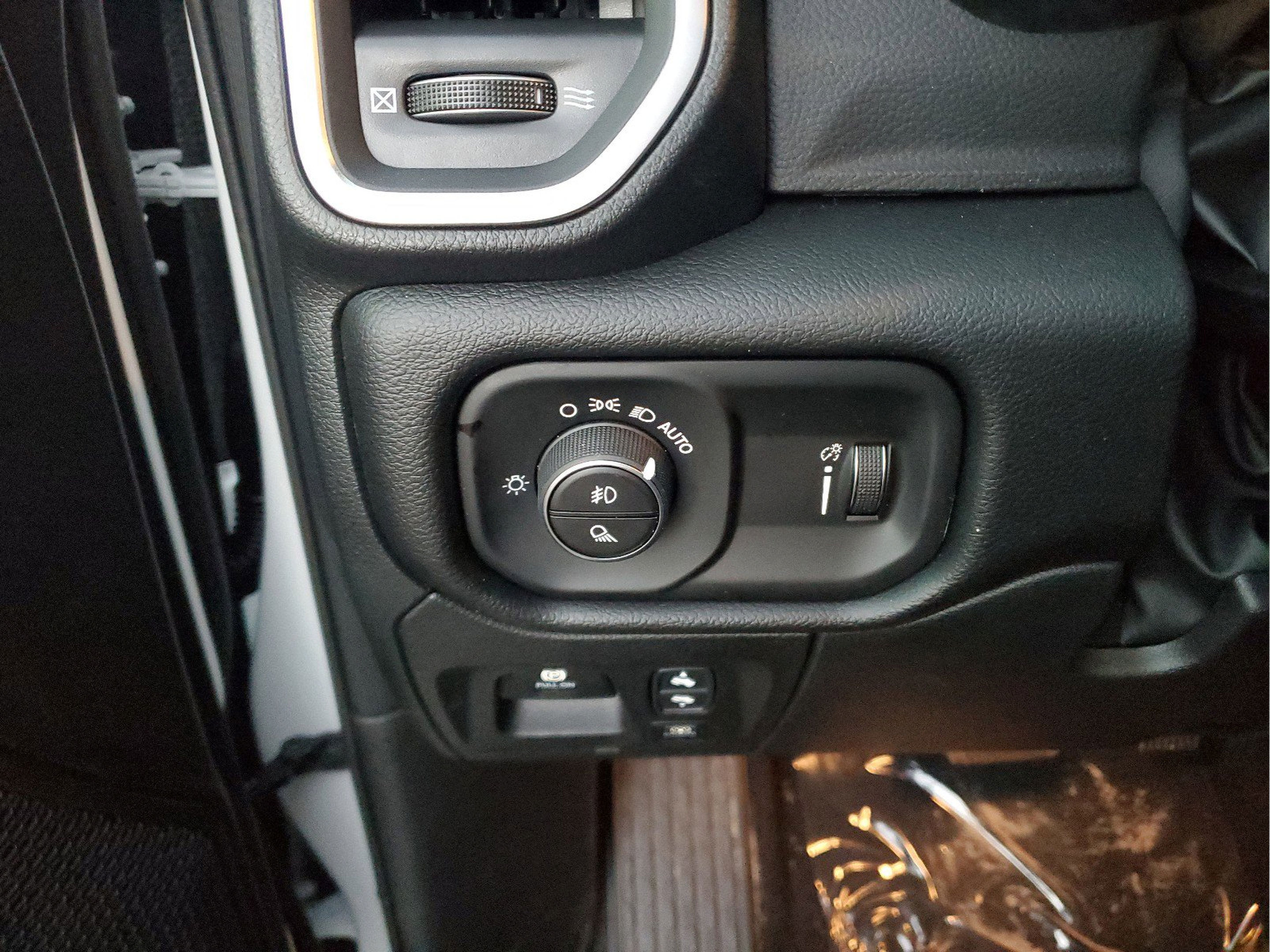 New 2026 RAM 1500 Big Horn AWD/4WD image 21