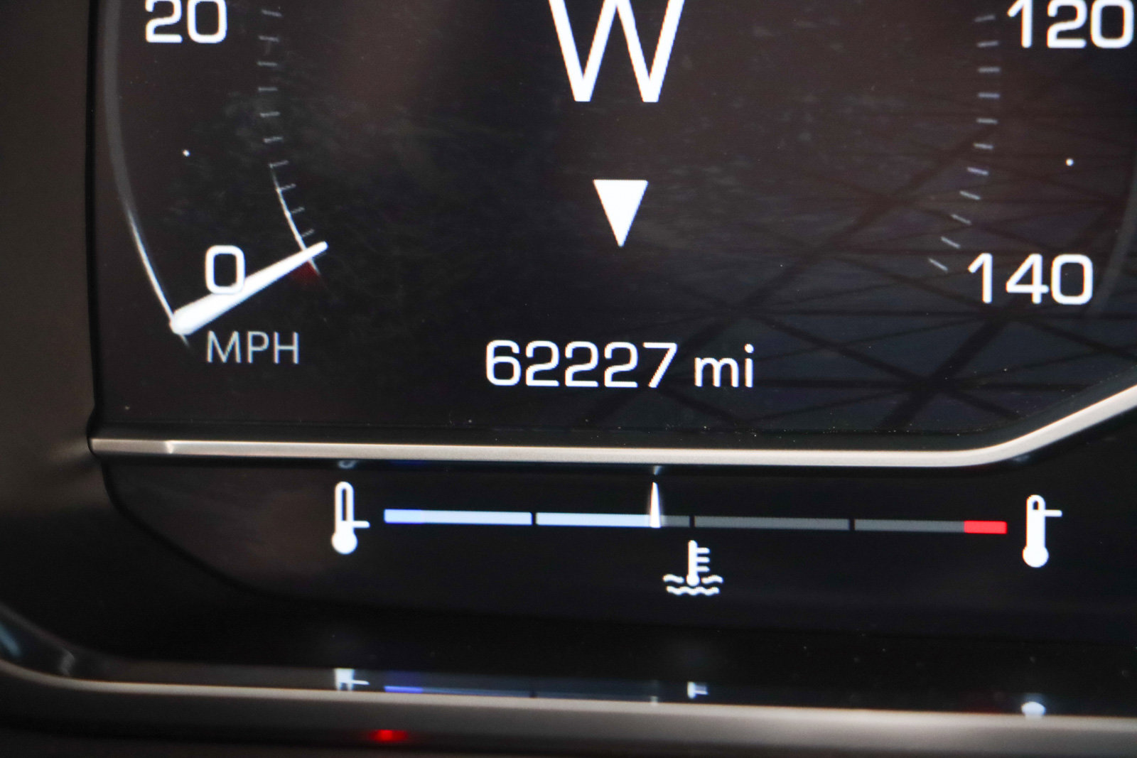 Used 2023 GMC Yukon SLT w/ SLT Luxury Package AWD/4WD image 17
