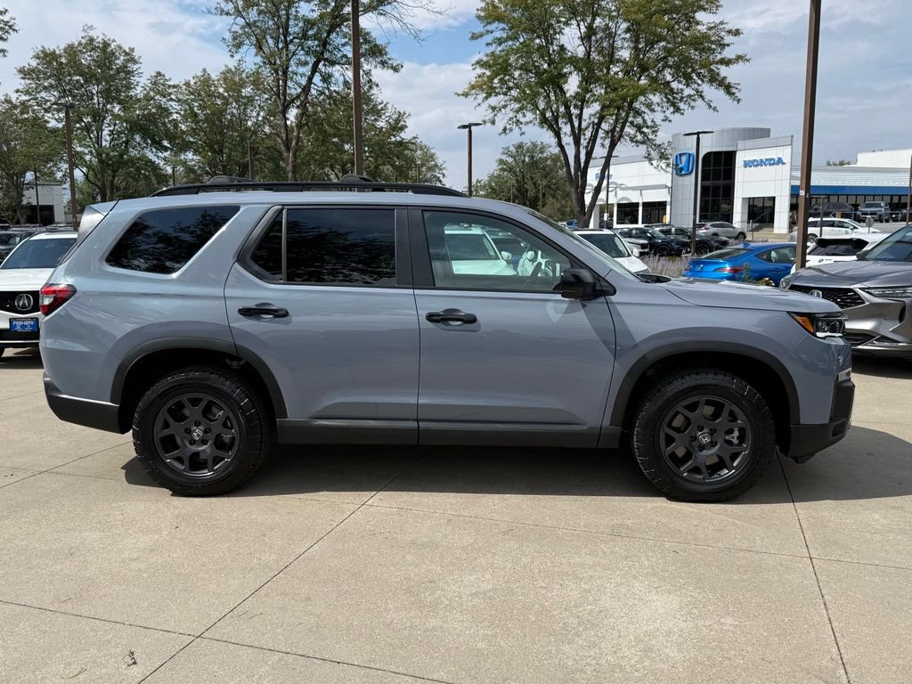 Certified 2026 Honda Pilot TrailSport image 5