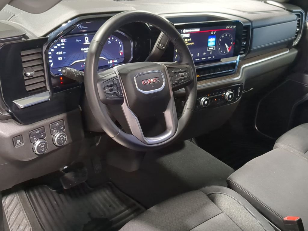 Used 2025 GMC Sierra 1500 Elevation image 10