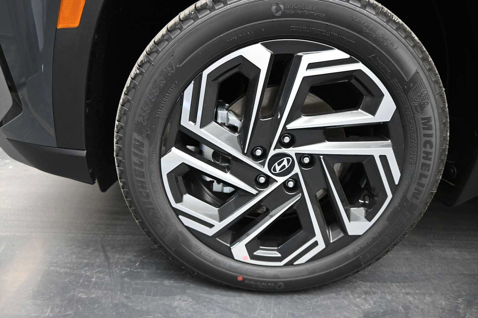 New 2026 Hyundai Tucson SEL Plus w/ Tow & Go Package AWD/4WD image 8