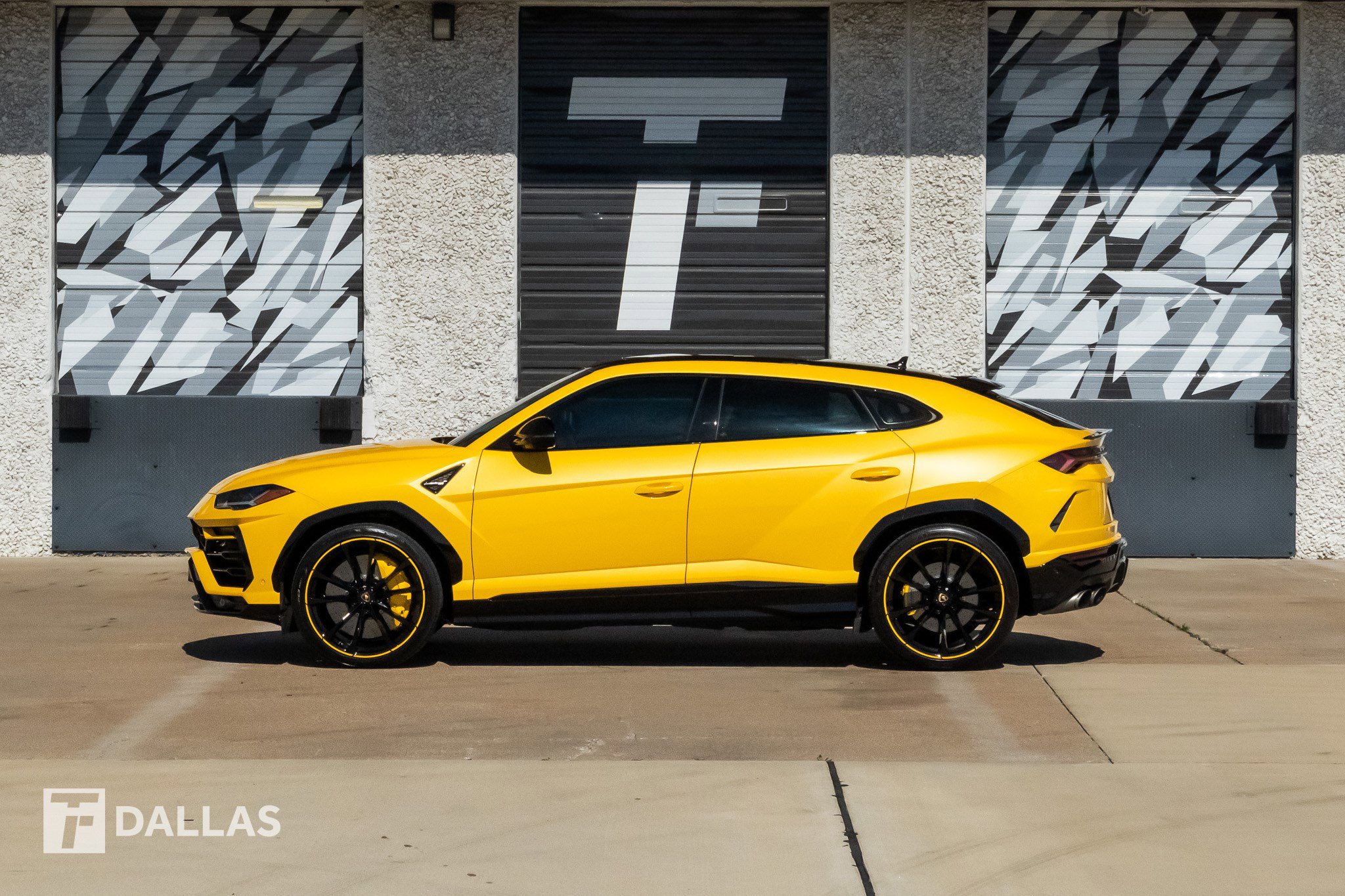 Used 2021 Lamborghini Urus image 7