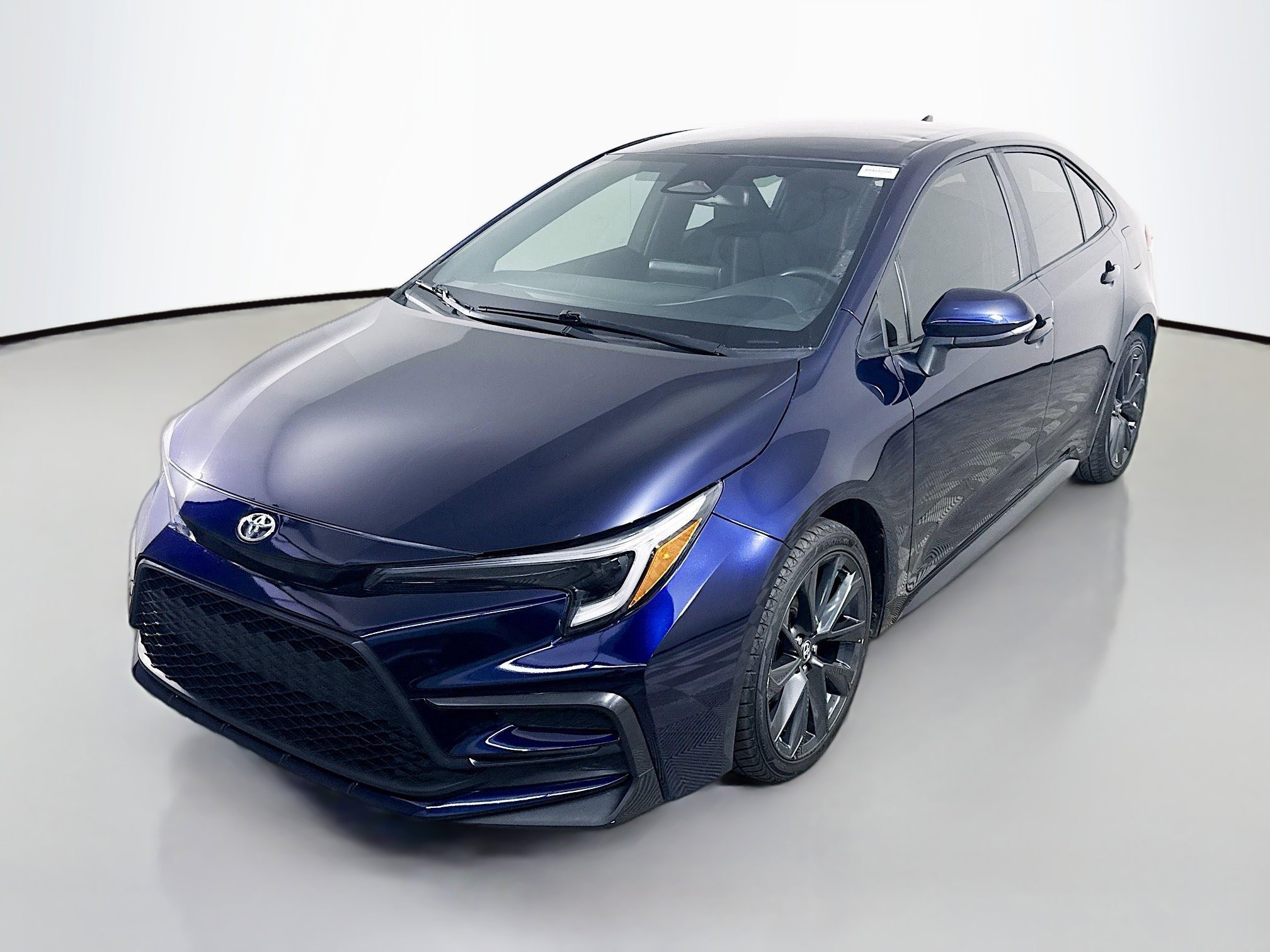 Used 2024 Toyota Corolla SE image 4