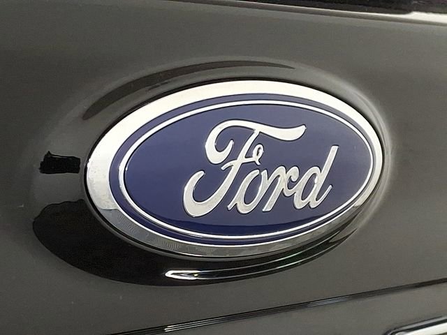 Used 2024 Ford Edge ST-Line w/ Class II Trailer Tow Package AWD/4WD image 30