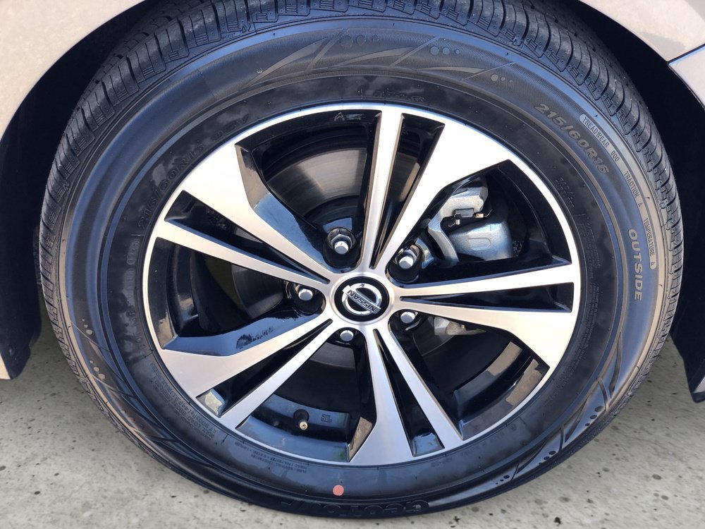 Certified 2023 Nissan Sentra SV FWD image 10