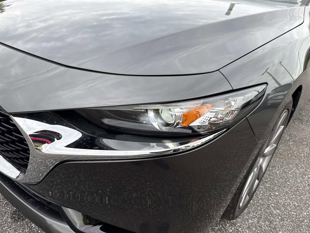 Used 2021 MAZDA MAZDA3 s image 10