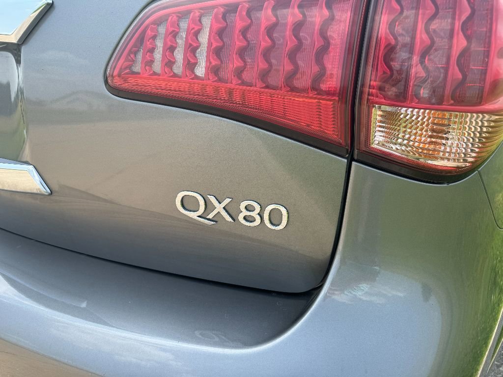 Used 2014 INFINITI QX80 4WD w/ Theater Package image 8