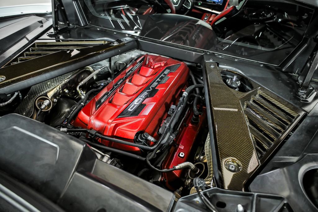 Used 2021 Chevrolet Corvette Stingray Premium Cpe w/ Z51 Performance Package image 9