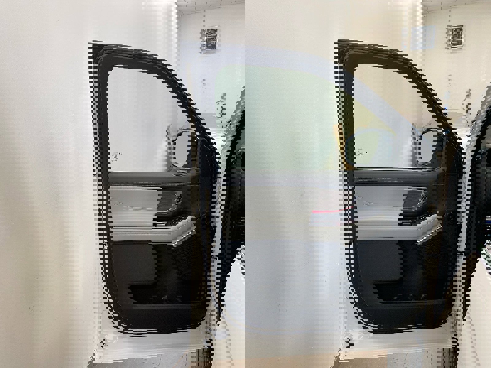 New 2025 Ford Expedition Max Platinum w/ Platinum Ultimate Package image 19