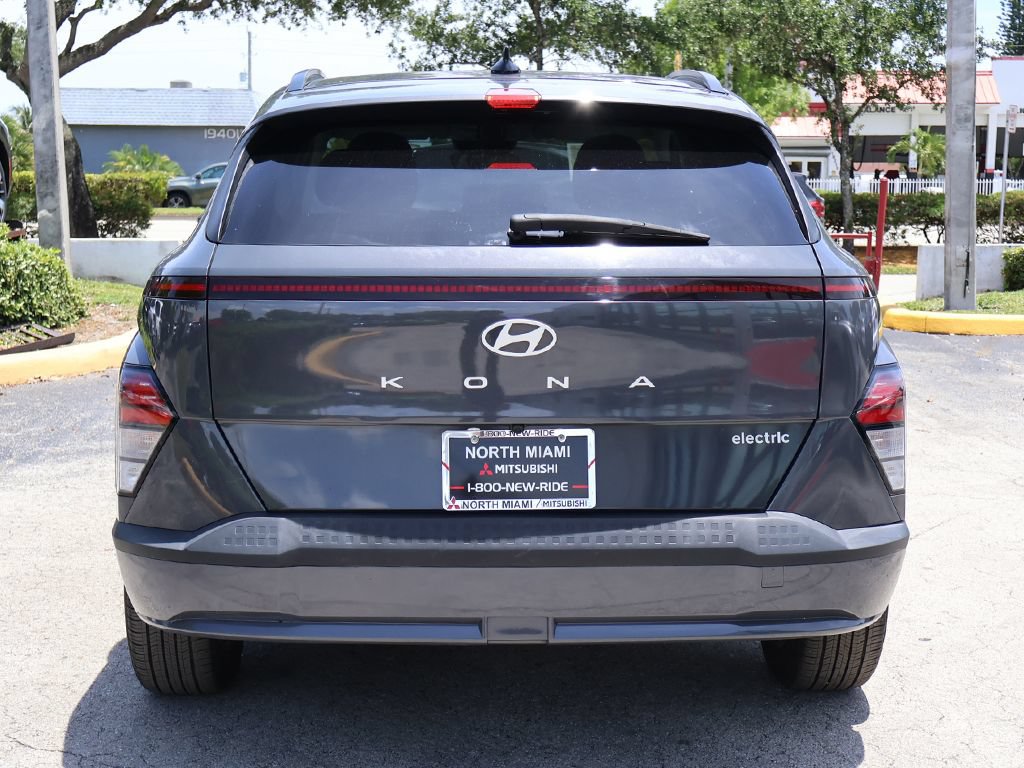 Used 2024 Hyundai Kona SEL FWD image 10