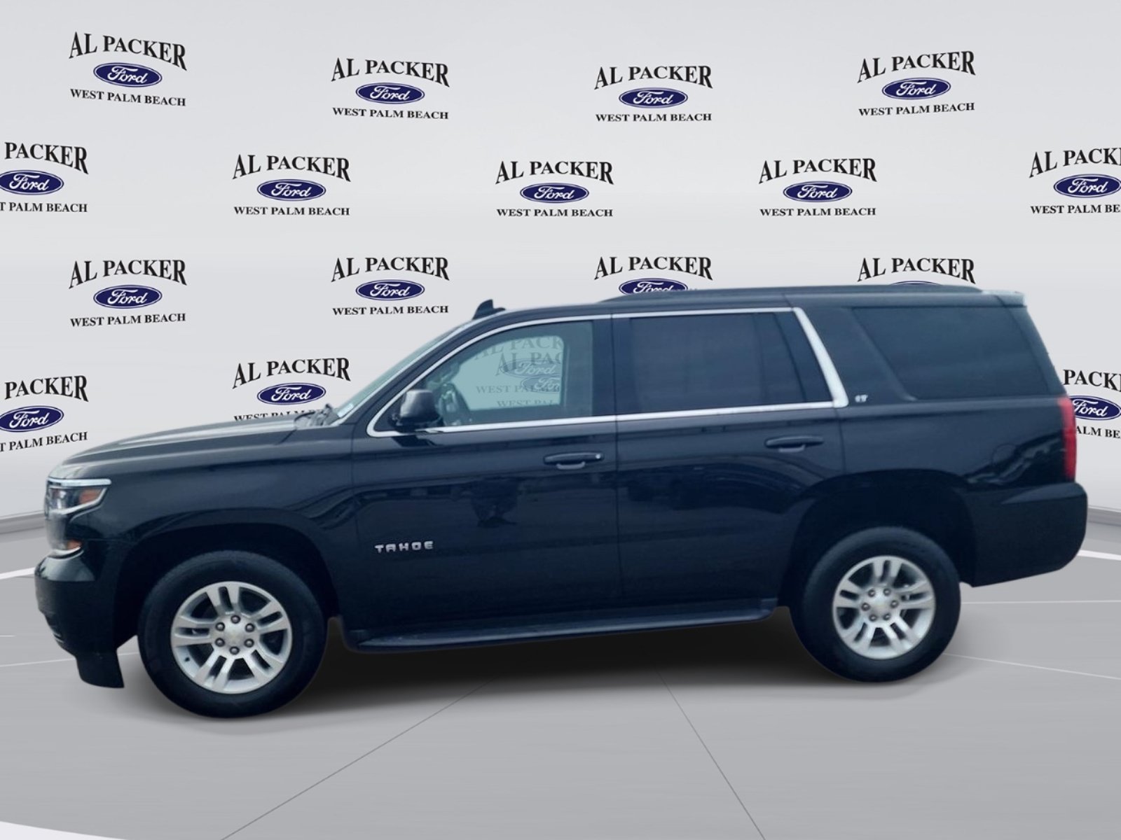 Used 2019 Chevrolet Tahoe LT RWD image 2