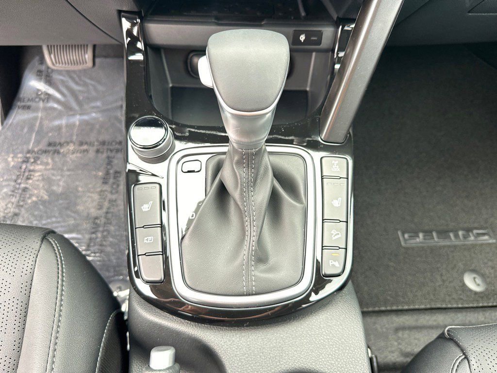 New 2026 Kia Seltos EX image 27