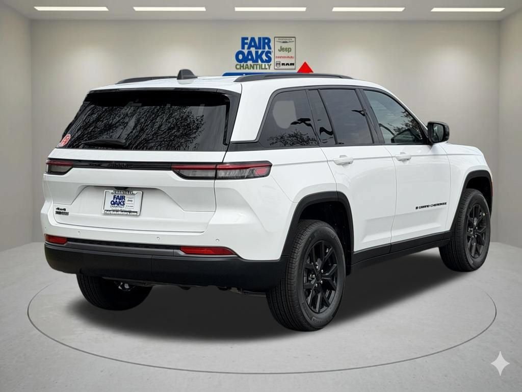 New 2026 Jeep Grand Cherokee Altitude AWD/4WD image 6