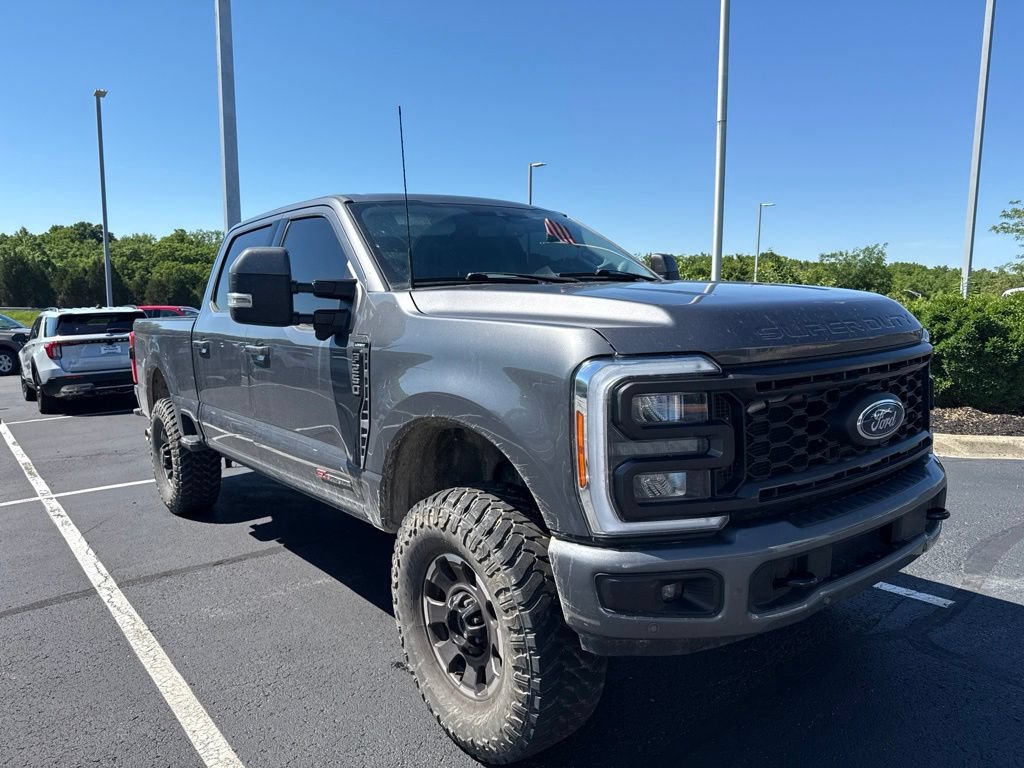 Used 2023 Ford F250 Lariat w/ Lariat Ultimate Package AWD/4WD image 1