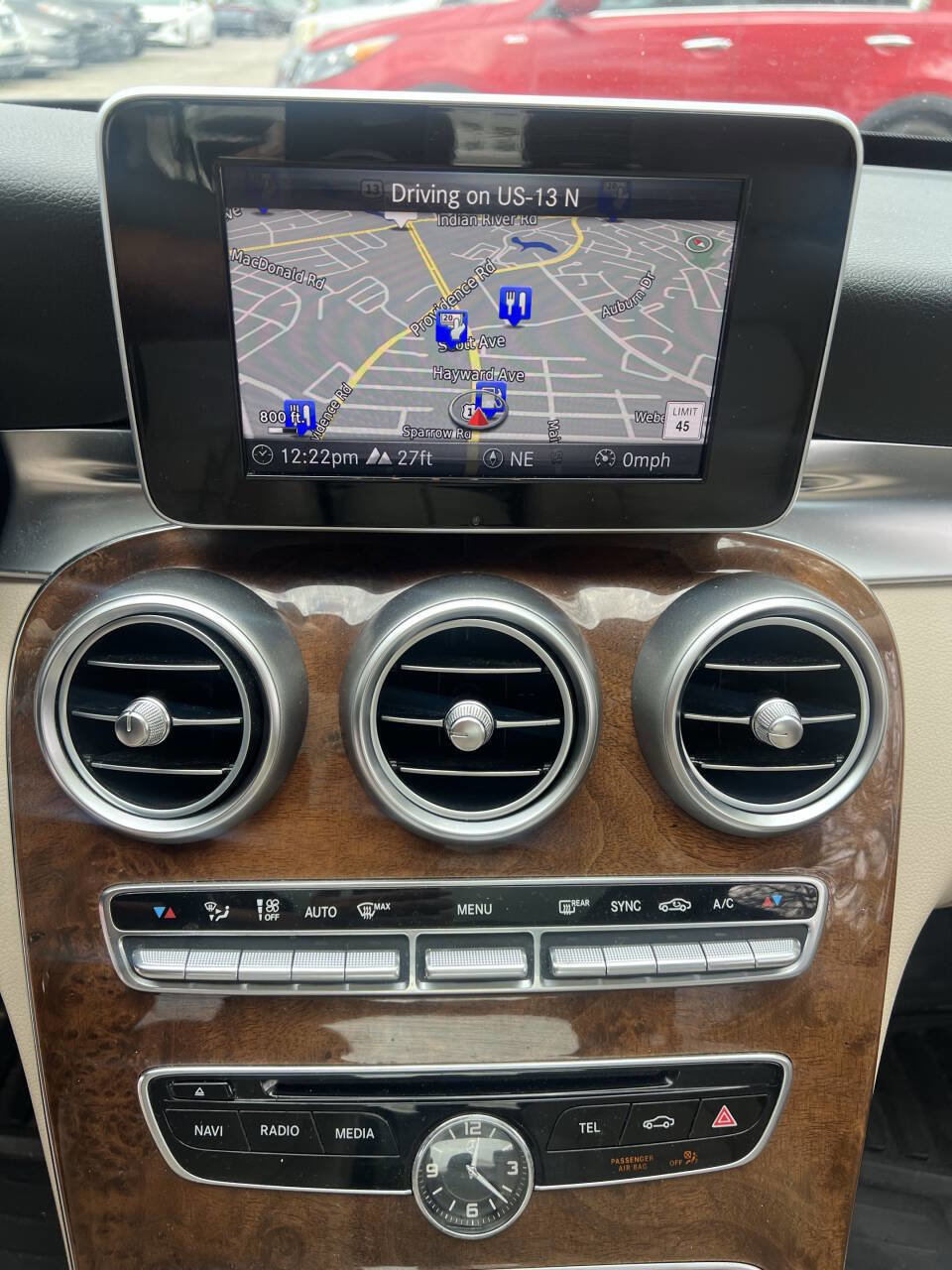 Used 2015 Mercedes-Benz C 300 4MATIC Sedan image 14