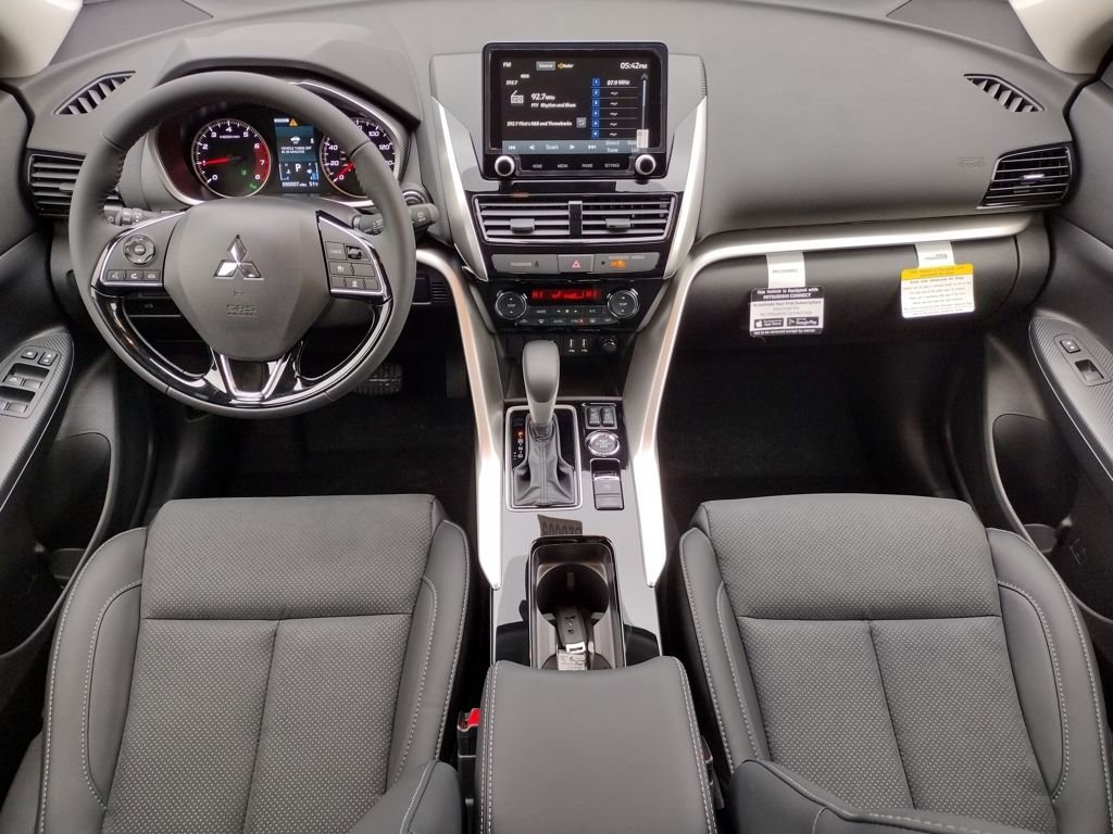 New 2026 Mitsubishi Eclipse Cross SE image 2