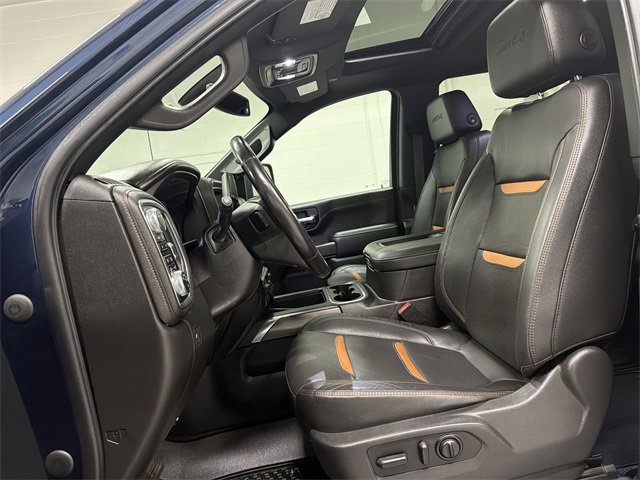 Used 2022 GMC Sierra 3500 AT4 w/ AT4 Preferred Package image 21