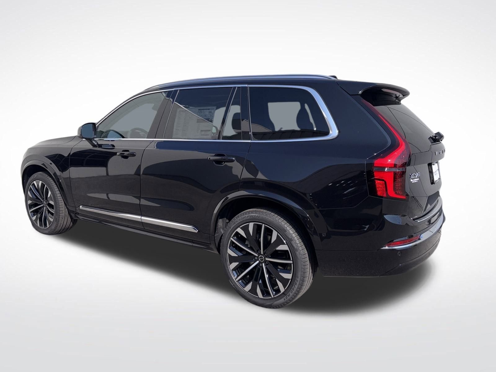 New 2026 Volvo XC90 B6 Plus w/ Protection Package Premier image 3
