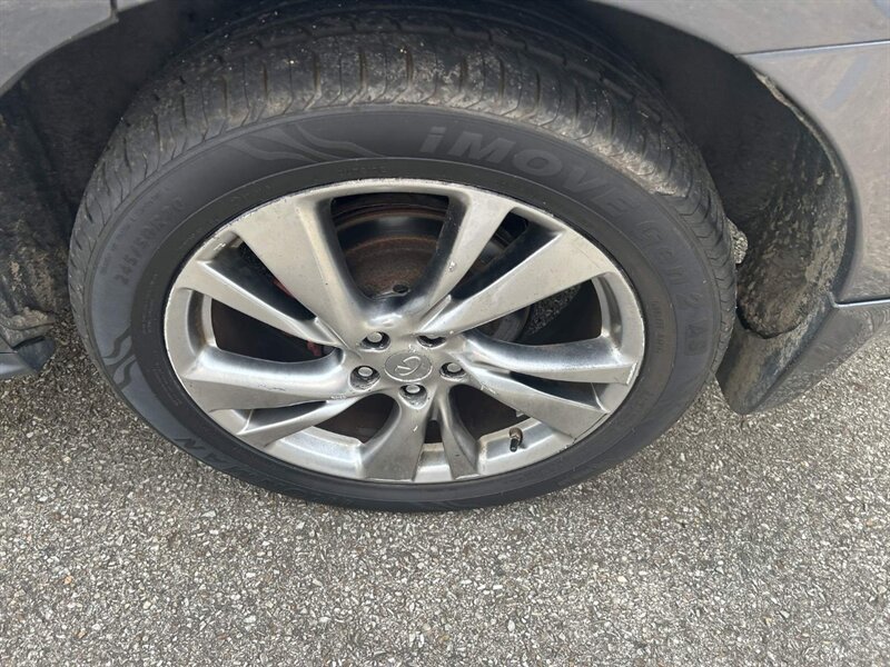 Used 2013 INFINITI JX35 AWD w/ Premium Pkg image 30