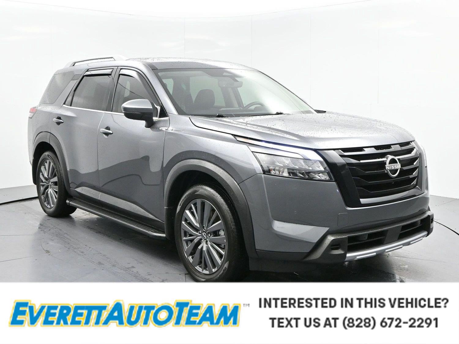 Used 2025 Nissan Pathfinder SL w/ SL Premium Package
