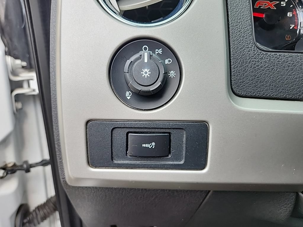 Used 2012 Ford F150 FX4 w/ FX Luxury Pkg AWD/4WD image 24
