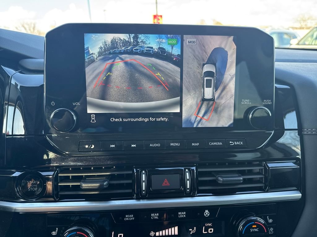 Certified 2025 Nissan Pathfinder Platinum w/ Black Appearance Package image 22