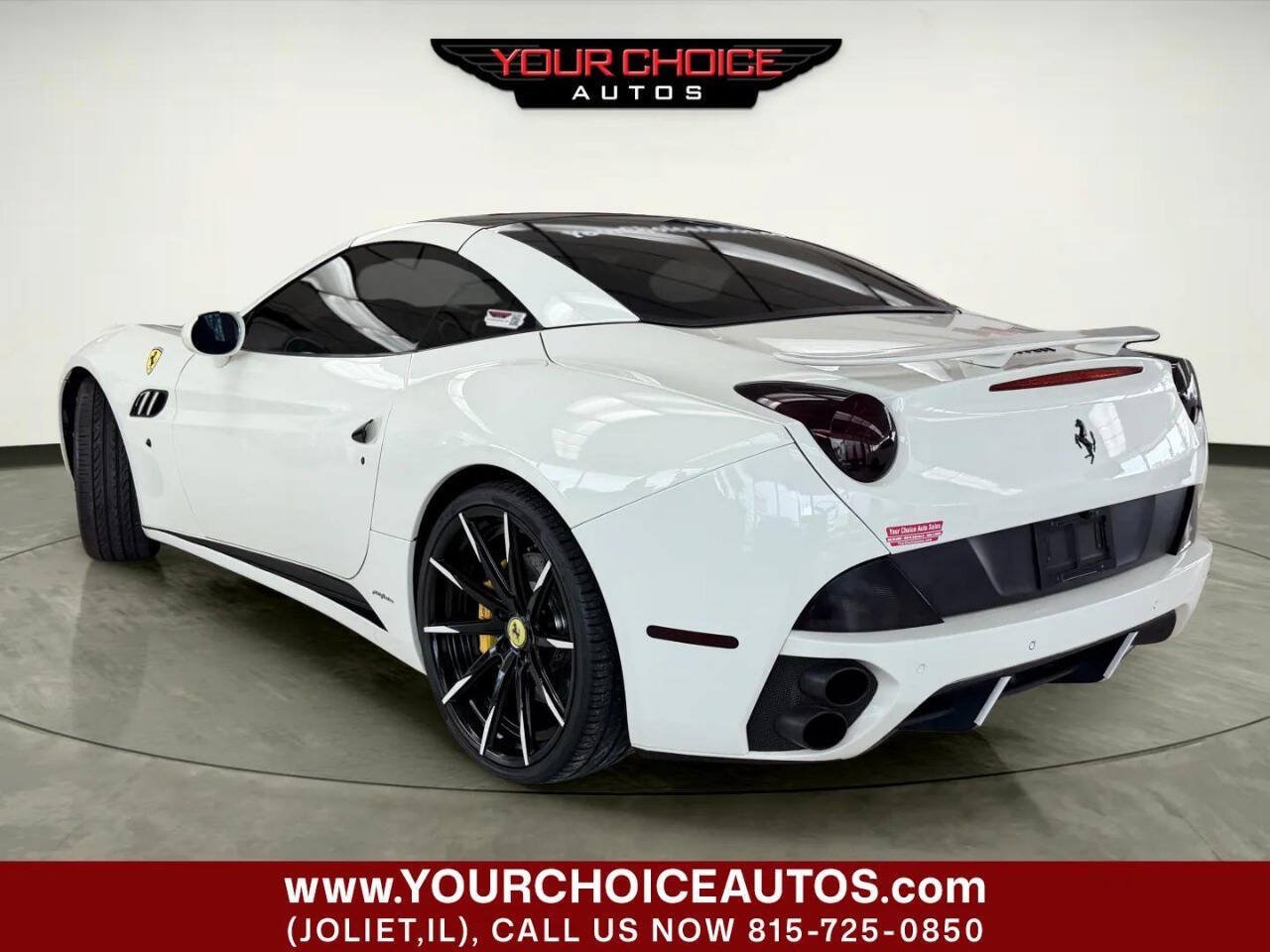 Used 2012 Ferrari California RWD image 6