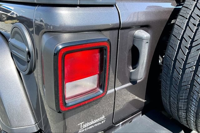 Used 2021 Jeep Wrangler Unlimited Sahara AWD/4WD image 23