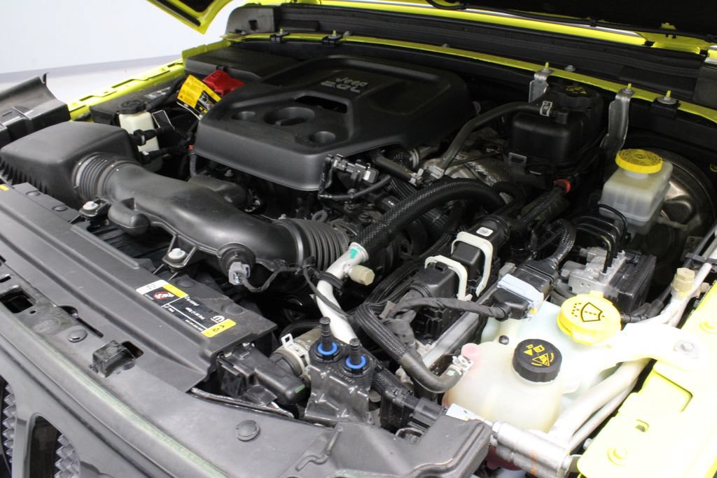 Used 2022 Jeep Wrangler Sport AWD/4WD image 14