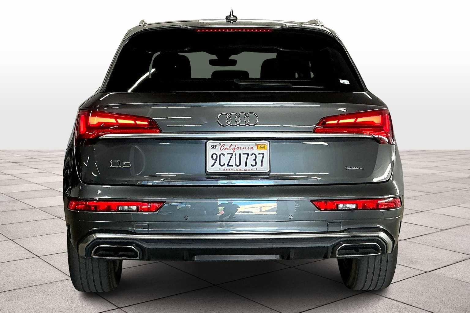 Used 2023 Audi Q5 2.0T Premium w/ Convenience Package image 7