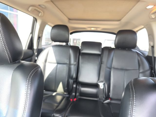 Used 2015 Nissan Pathfinder Platinum w/ Cargo Package FWD image 15