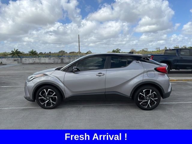 Used 2020 Toyota C-HR XLE image 19