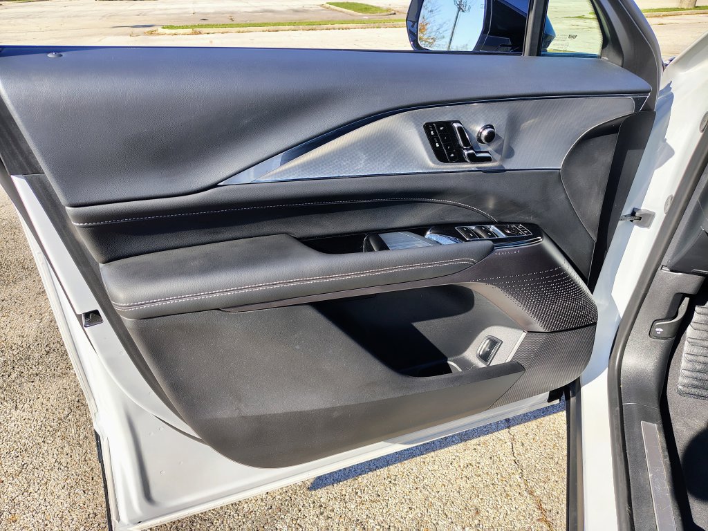 Used 2024 Cadillac Lyriq Tech w/ LPO, Floor Liner Package AWD/4WD image 17