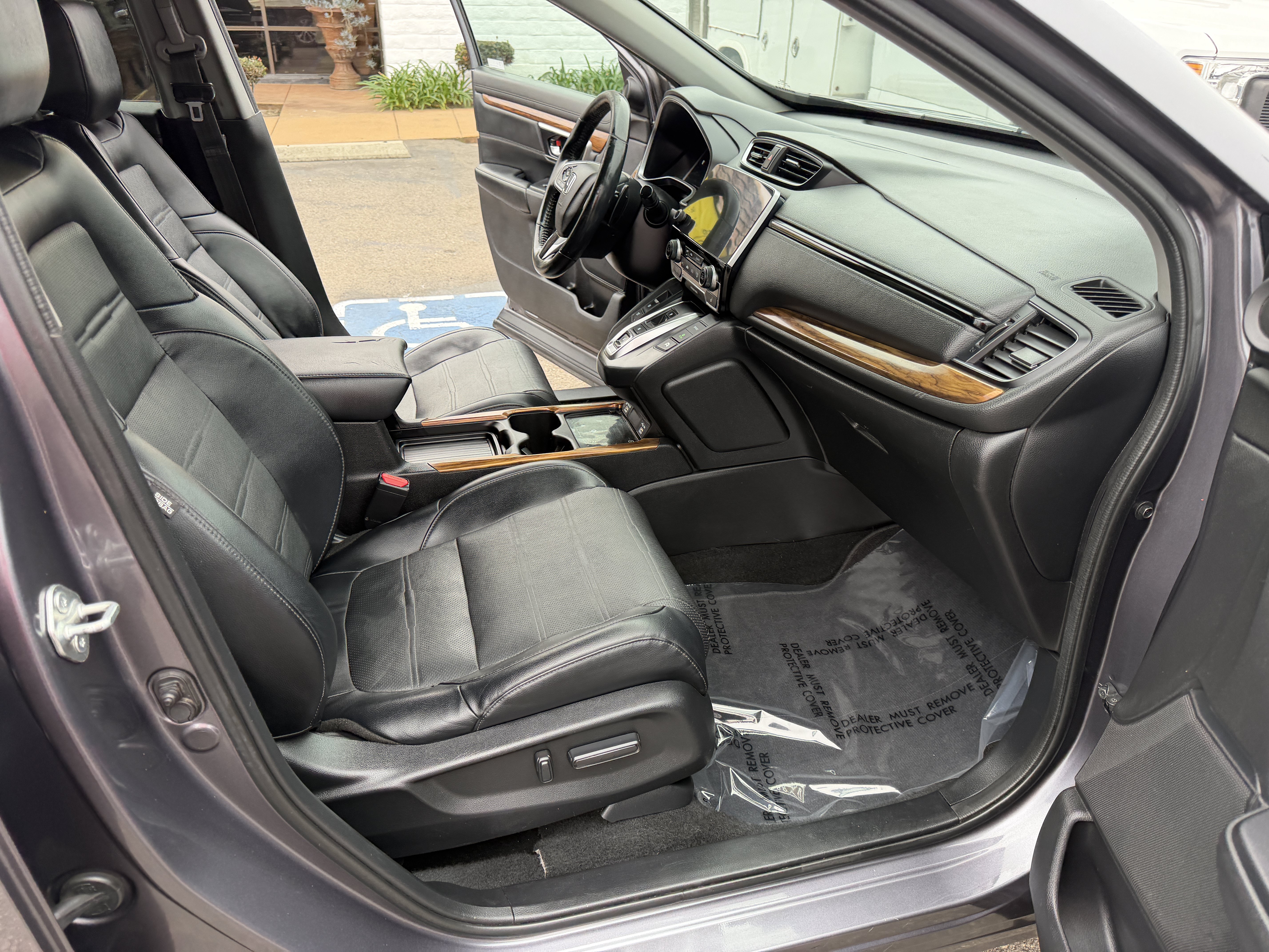 Used 2021 Honda CR-V Touring image 17