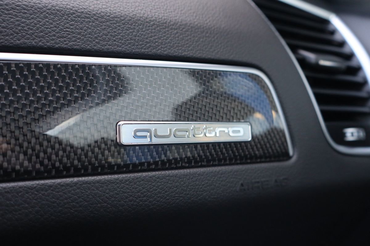 Used 2016 Audi SQ5 Premium Plus w/ Technology Package image 25