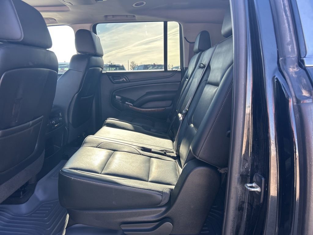 Used 2015 Chevrolet Suburban LTZ image 11