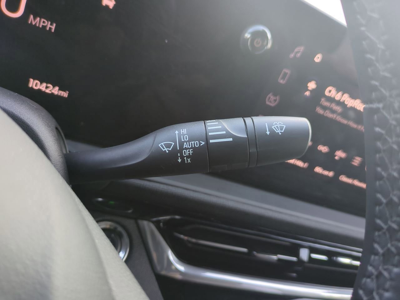Used 2024 Buick Envista Avenir image 30