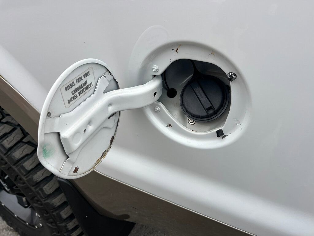 Used 2005 Ford Excursion Eddie Bauer image 31