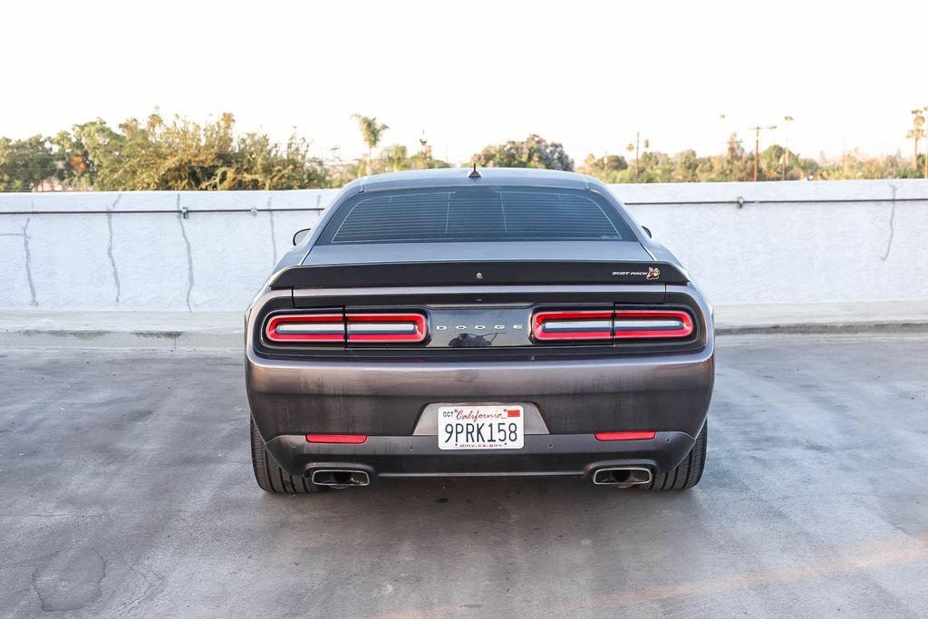 Used 2022 Dodge Challenger R/T Scat Pack RWD image 8
