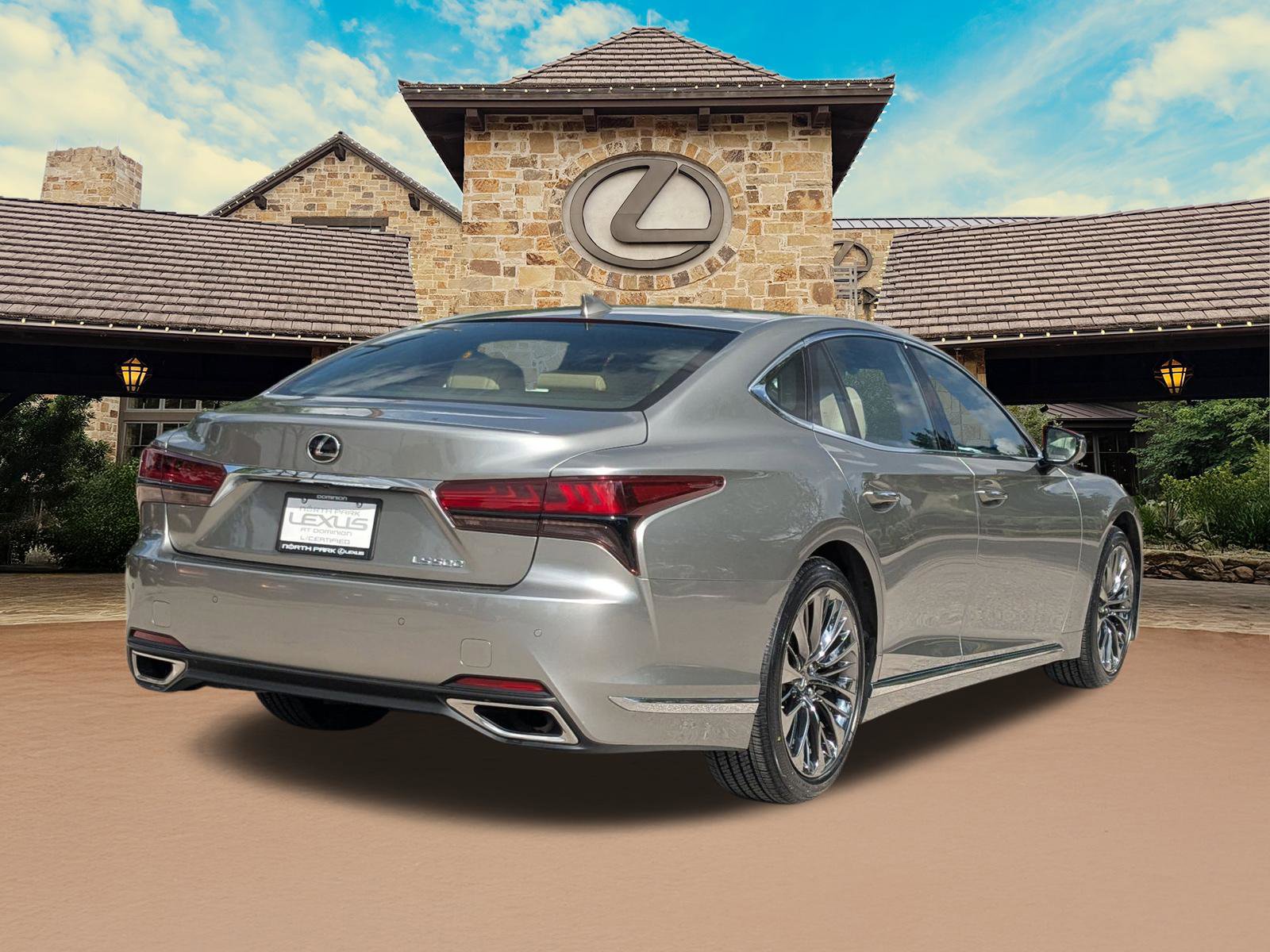 Certified 2021 Lexus LS 500 w/ Accessory Package (Z2) RWD image 2