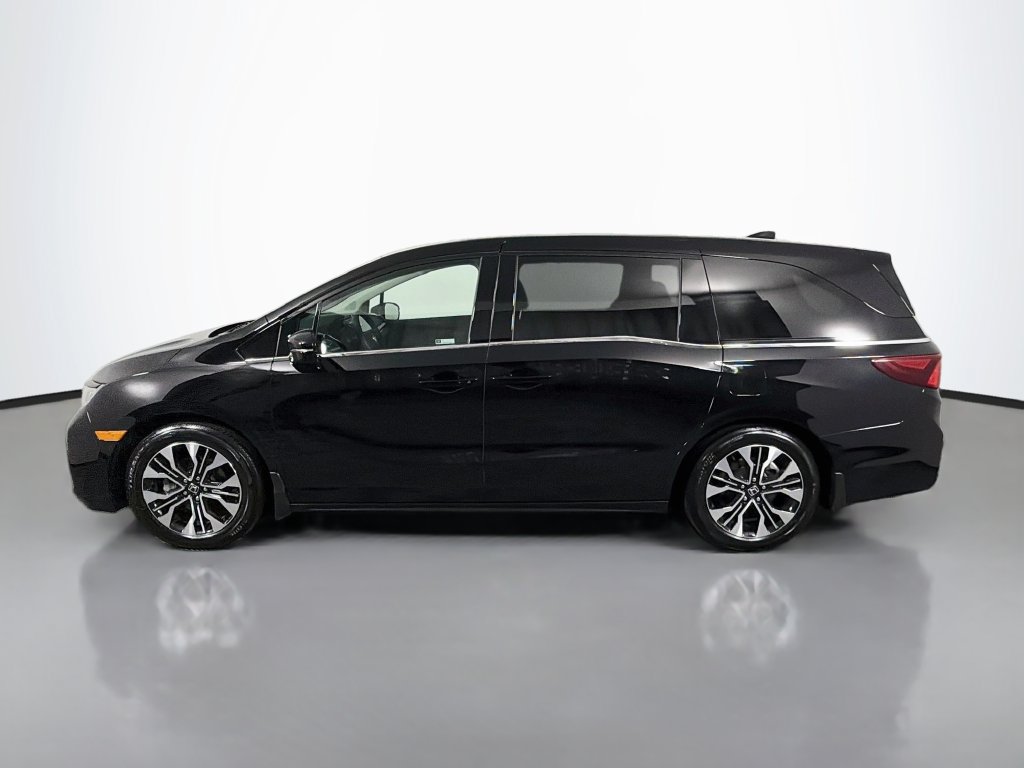 Used 2026 Honda Odyssey Elite image 4