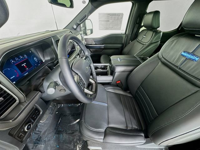 New 2025 Ford F450 Platinum w/ FX4 Off-Road Package image 22